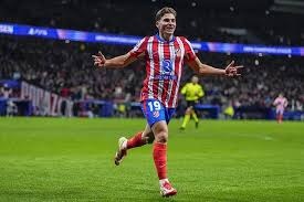 【田径经典】重温日本女子400米栏决赛：45号选手接近终点时摔倒，赛事悬念陡生